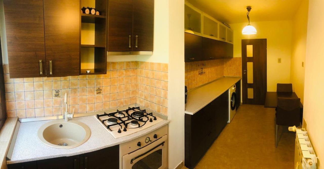 Bucharest Apartment Near The Center, Subway, Mall And Park מראה חיצוני תמונה